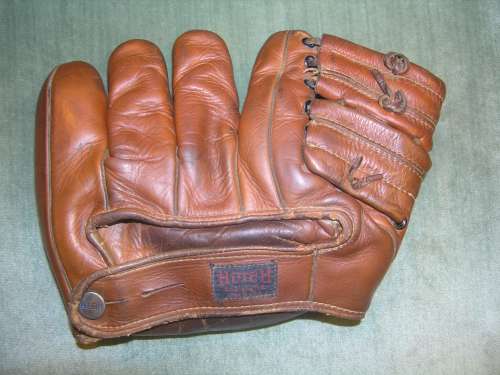 Pep Young Hutch 42 Back Doug